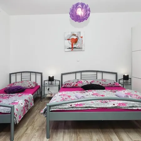 One-bedroom In